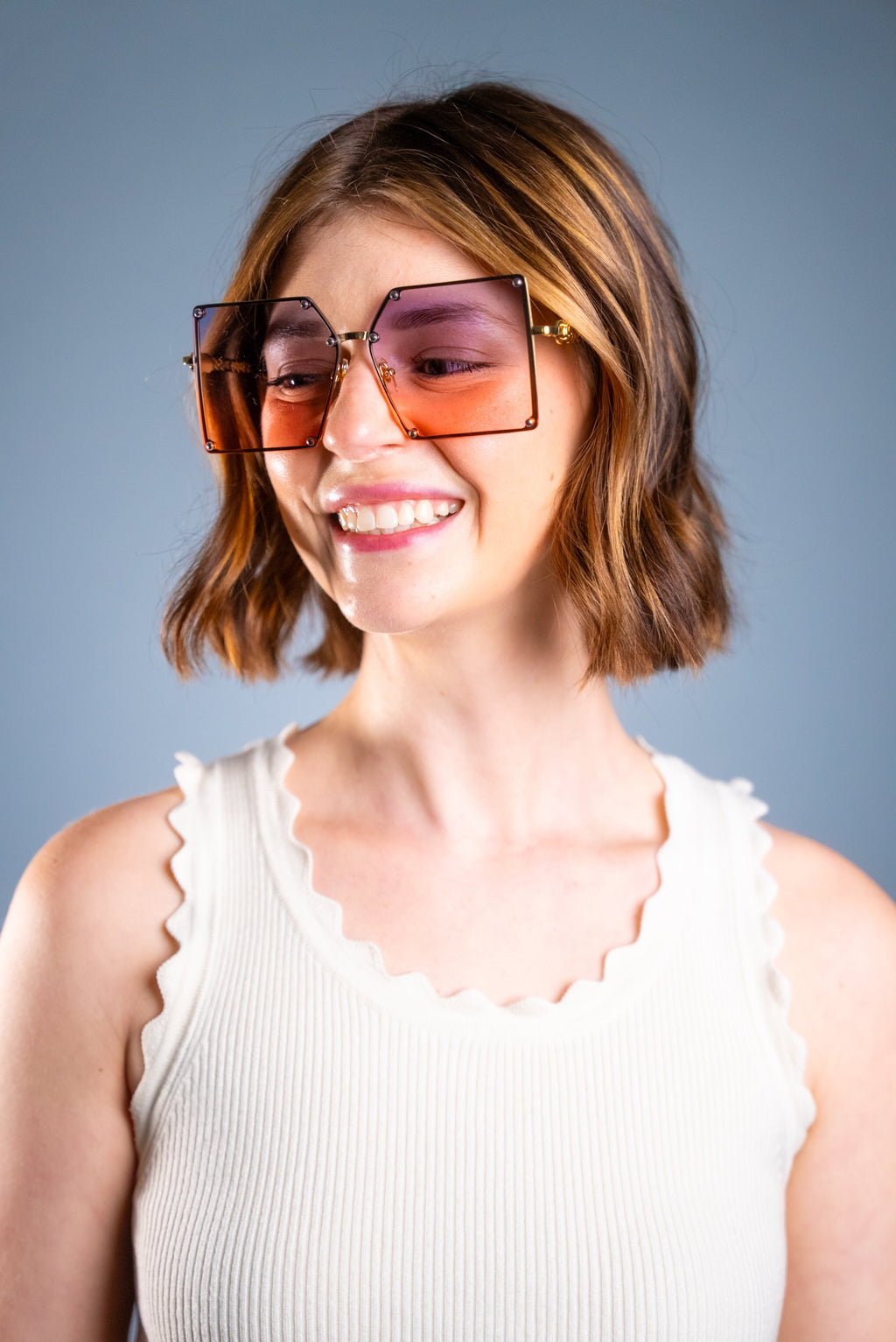 LADYBOSS SUNGLASSES - ELEVATIONS (Powder Blue)